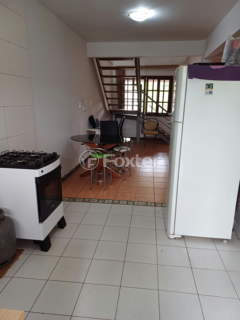 Image 3 - 1009176