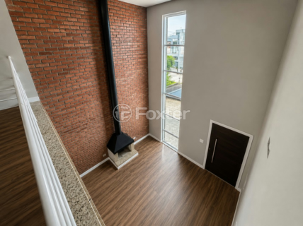 Image 7 - 1009244