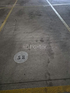 Image 10 - 1009288