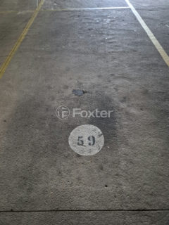 Image 14 - 1009288