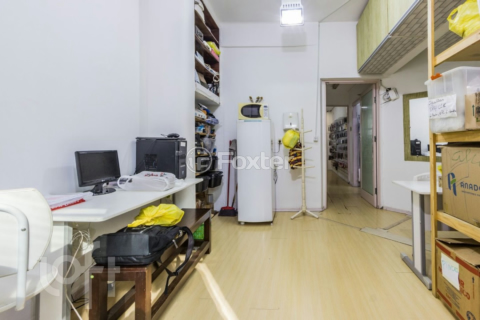 Image 7 - 1009344
