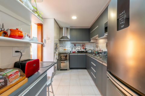 Image 37 - 1009412