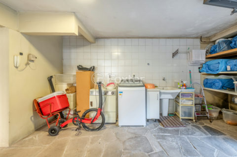 Image 43 - 1009412
