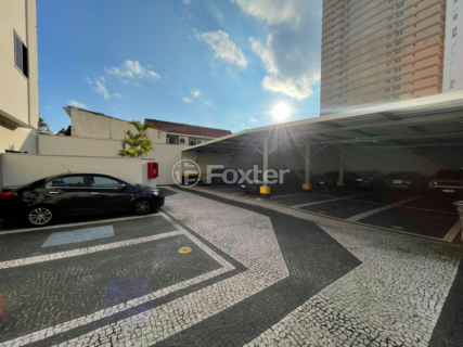Image 30 - 1009413