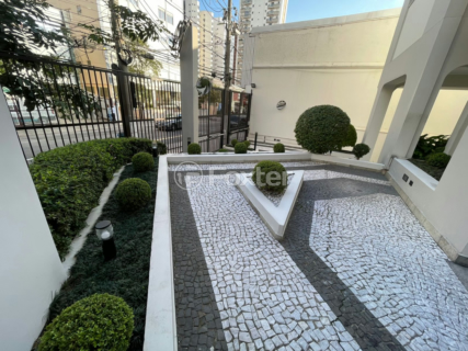 Image 31 - 1009413