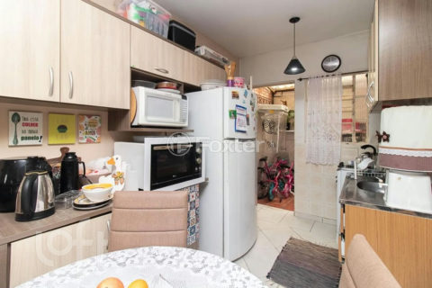 Image 21 - 1009461
