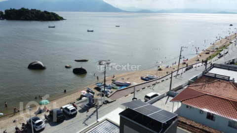 Image 25 - 1009479