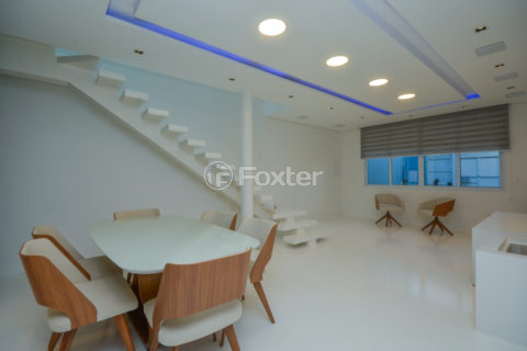 Image 3 - 1009526