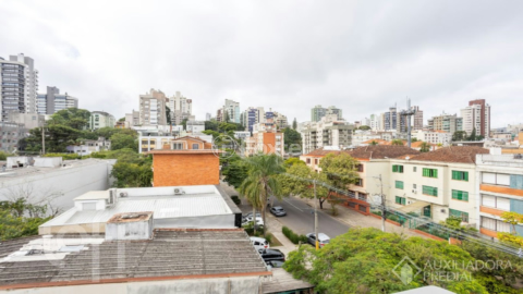 Image 21 - 1009541
