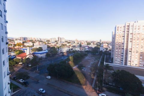 Image 7 - 1009594