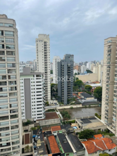 Image 15 - 1009615