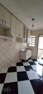 Image 11 - 1009619