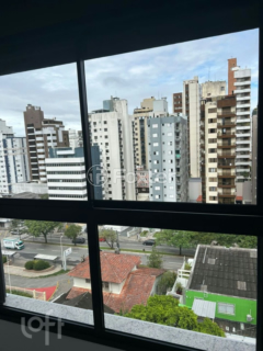 Image 4 - 1009669