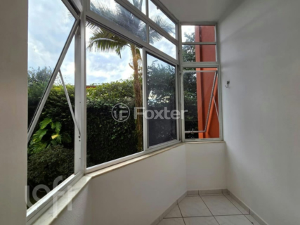 Image 4 - 1009717