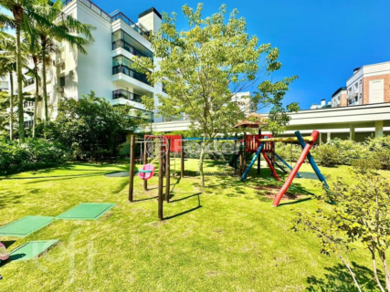 Image 34 - 1009721