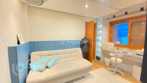 Image 9 - 1009724