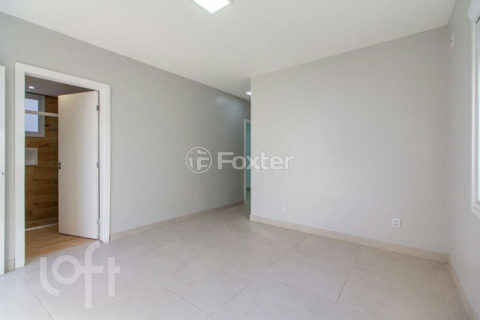 Image 31 - 1009733