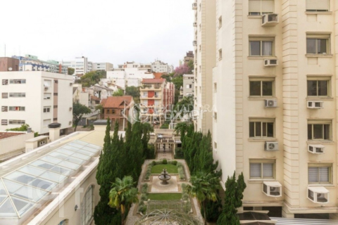 Image 7 - 1009737