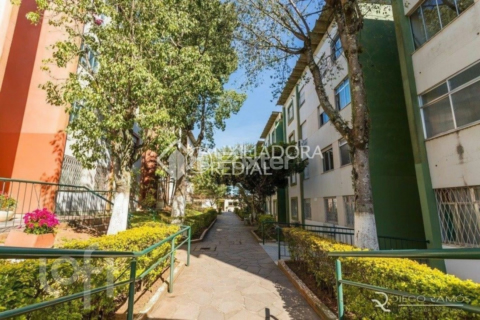 Image 2 - 1009740