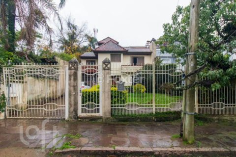 Image 35 - 1009746