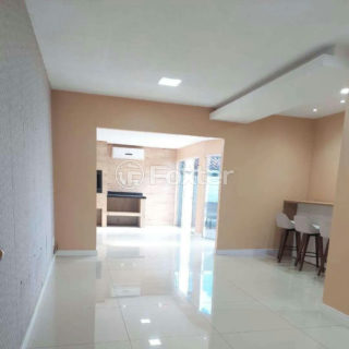 Image 2 - 1009776