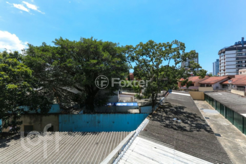 Image 6 - 1009833