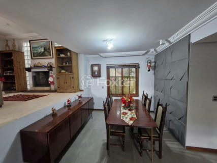 Image 8 - 1009899