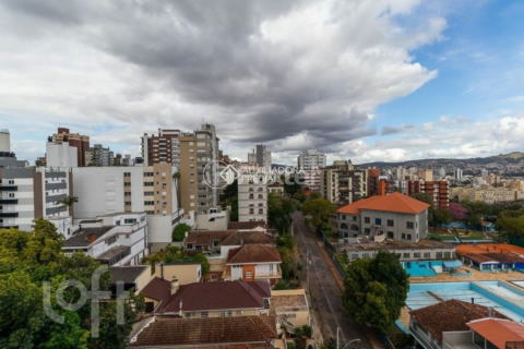 Image 6 - 1009921