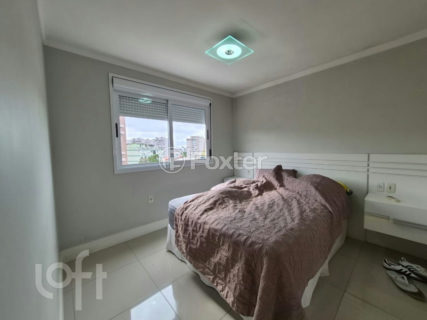 Image 7 - 1009956