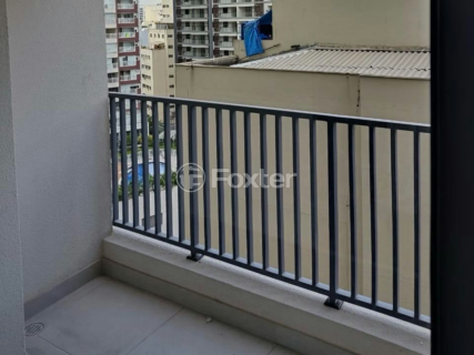Image 1 - 1009961