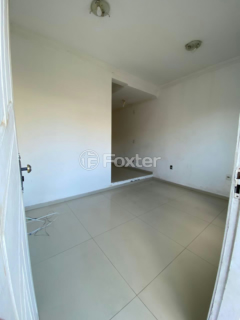 Image 2 - 1009986