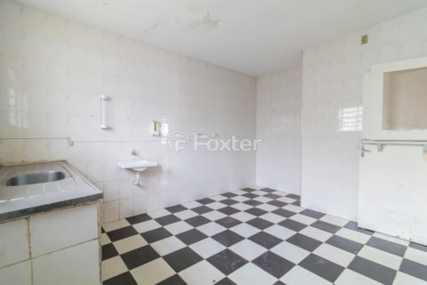 Image 30 - 1009989