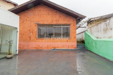 Image 37 - 1009989