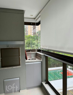 Image 7 - 1010068