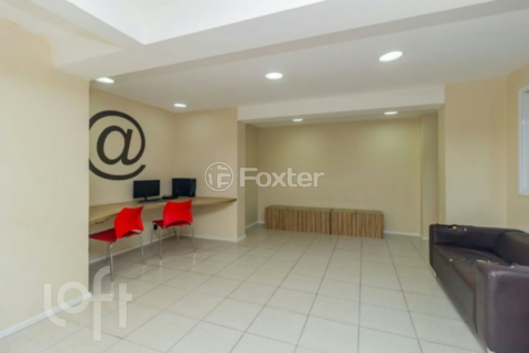Image 31 - 1010074