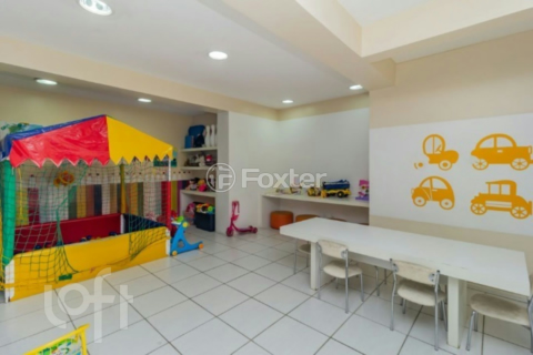 Image 32 - 1010074