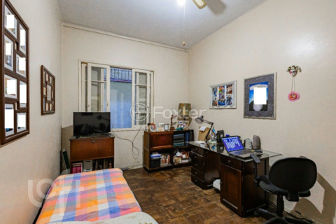 Image 11 - 1010118