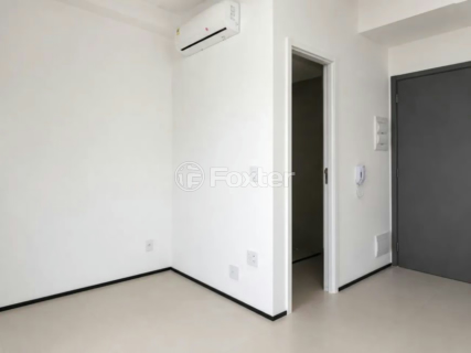 Image 3 - 1010124
