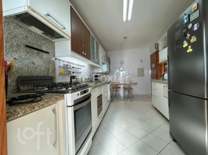 Image 3 - 1010142