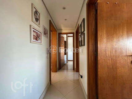 Image 38 - 1010142