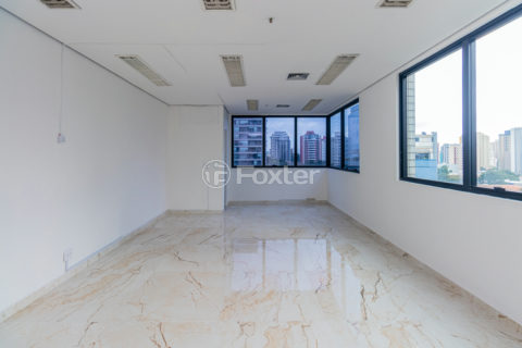Image 1 - 1010155