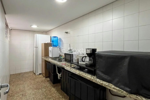 Image 35 - 1010266