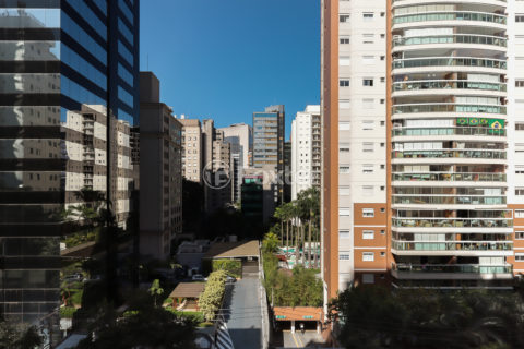 Image 2 - 1010299