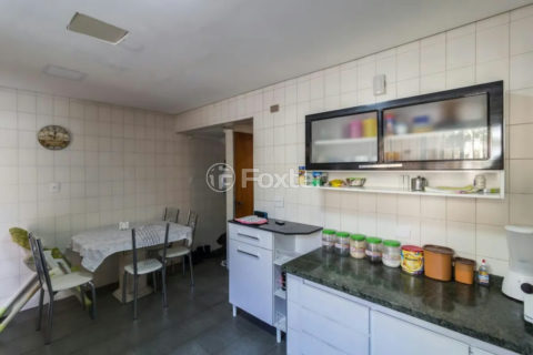 Image 7 - 1010315