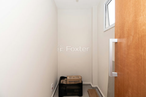 Image 28 - 1010318