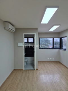 Image 7 - 1010424
