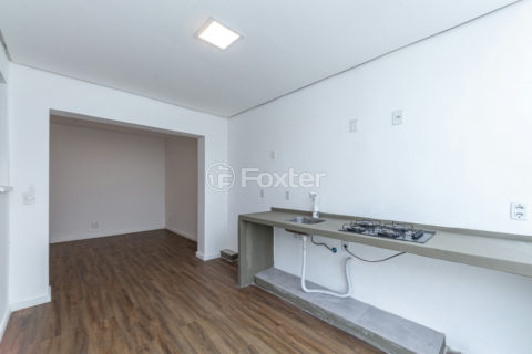 Image 7 - 1010426