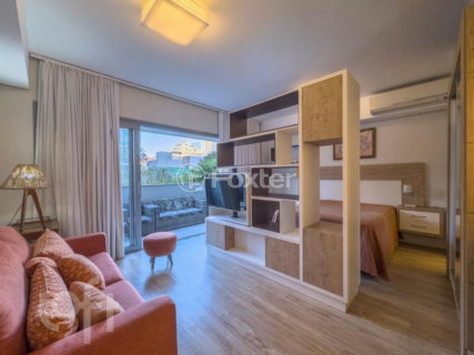 Image 20 - 1010443