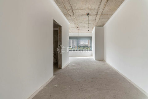 Image 11 - 1010447