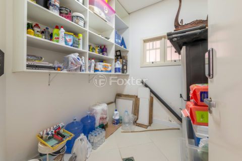 Image 44 - 1010512